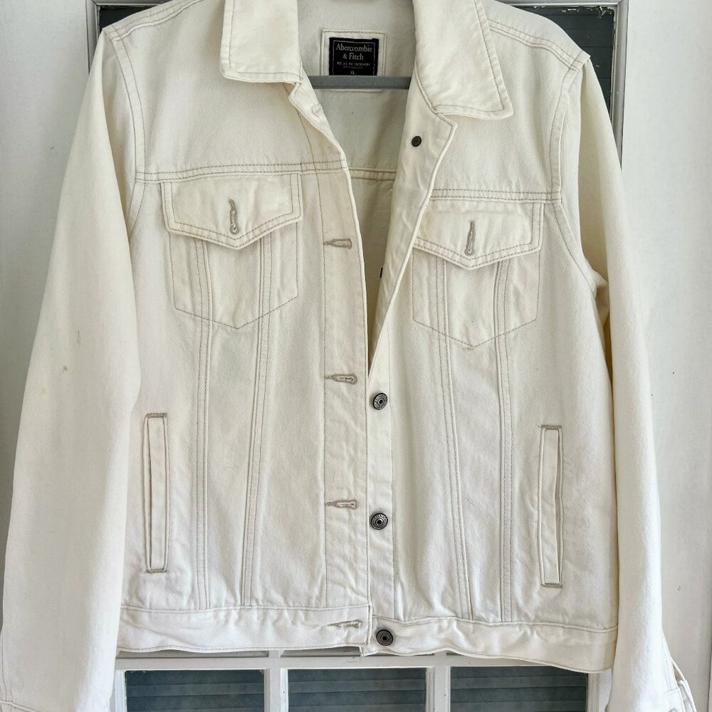 Abercrombie & Fitch Oversized Distressed Denim Trucker Jacket